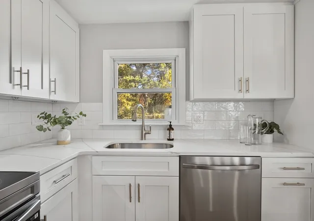 3rd image of 27 Hodgkins Rd, Rockport, MA 01966 | MLS# 73562472