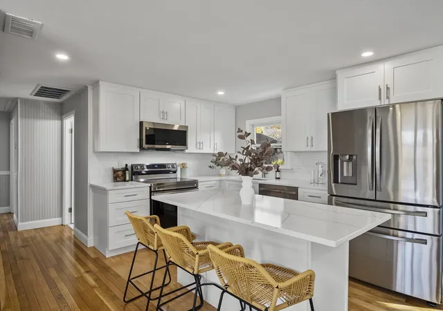 4th image of 27 Hodgkins Rd, Rockport, MA 01966 | MLS# 73562472
