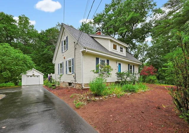 Homes for sale in Walpole, MA | 602 Elm St, Walpole, MA 02081 | MLS# 73541599