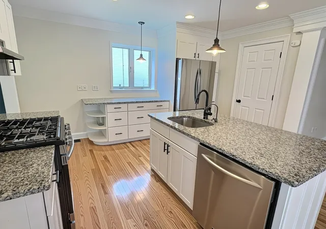 Photo 4 of Sale Pending at 28 Cherry St, Plymouth, MA 02360 | MLS# 73550237 | Listing updated on 2026-09-10