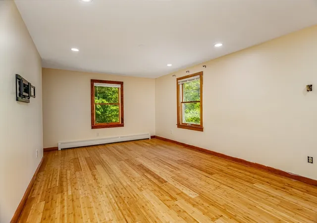 Homes for sale in Templeton, MA | 100 Stone Bridge Rd, Templeton, MA 01468 | MLS# 73525292