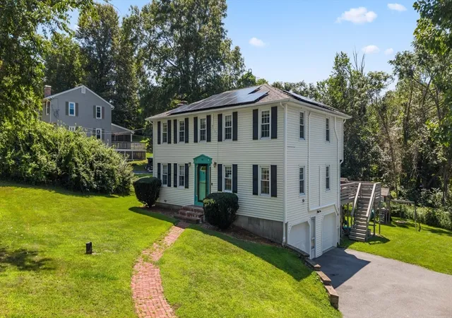 Photo 1 of Single family home for sale at 40 Stowe Rd, Grafton, MA 01519 | MLS# 73561716 | Listing updated on 2026-08-15