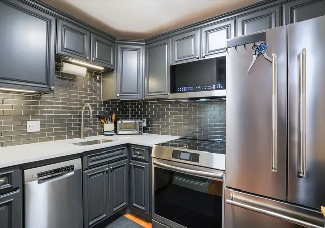 Homes for sale in Boston, MA | 9 Appleton Street #208, Boston, MA 02116 | MLS# 73530325