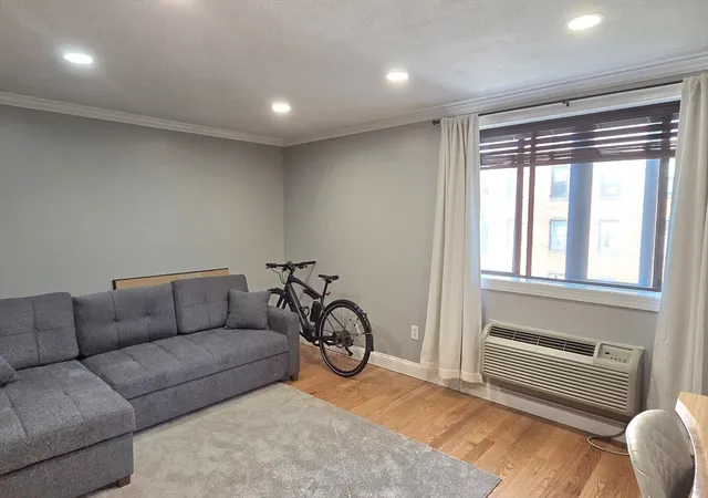 Homes for sale in Boston, MA | 9 Appleton Street #208, Boston, MA 02116 | MLS# 73530325