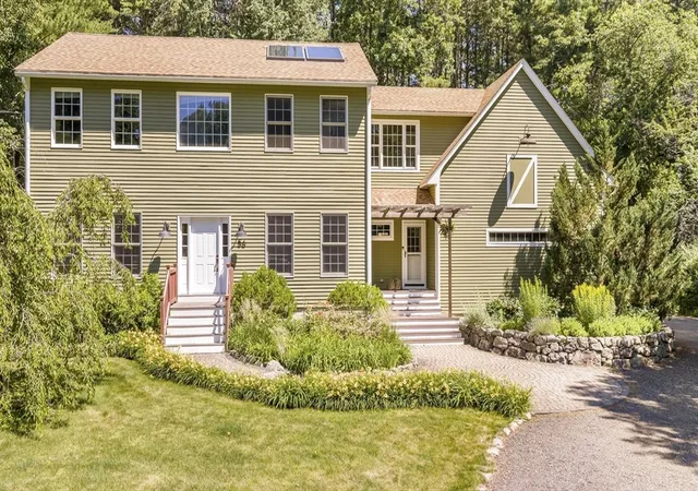 1st image of 56 Jewett St, Georgetown, MA 01833 | MLS# 73546857