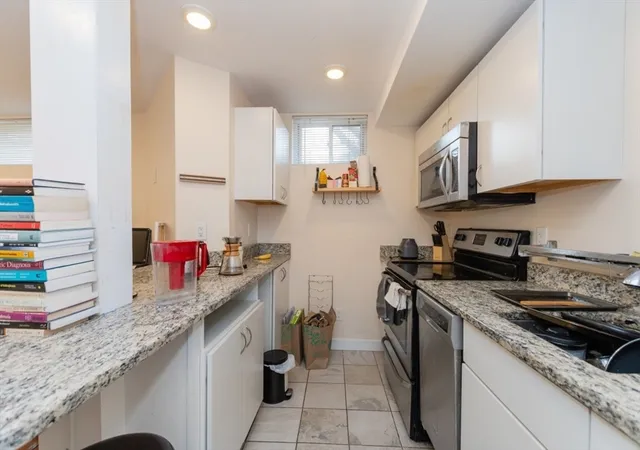 5th image of 373-375 Broadway, Cambridge, MA 02139