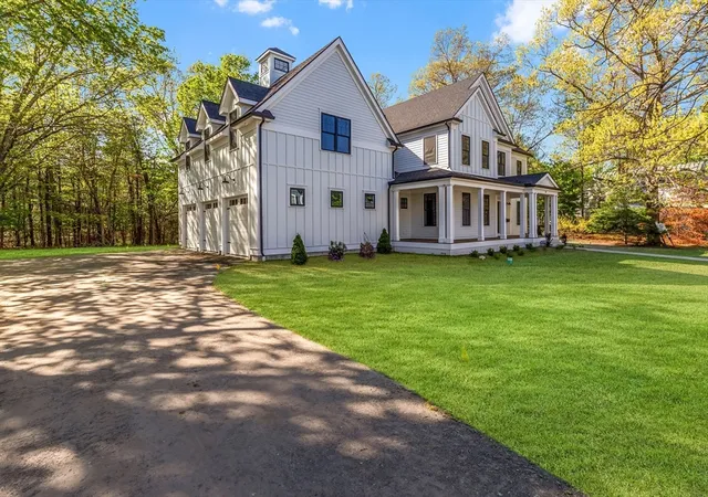 Photo 2 of Single family home for sale at 11 Cuba St, Andover, MA 01810 | MLS# 73480452 | Listing updated on 2026-09-19