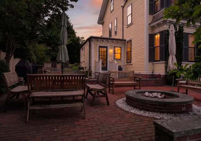 2nd image of 55 Academy St, Arlington, MA 02476 | MLS# 73553211