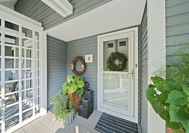 Listing Photo 4 - Condo for sale in building located at 2 Rivers Edge Rd, Hull, MA 02045 - Unit #2