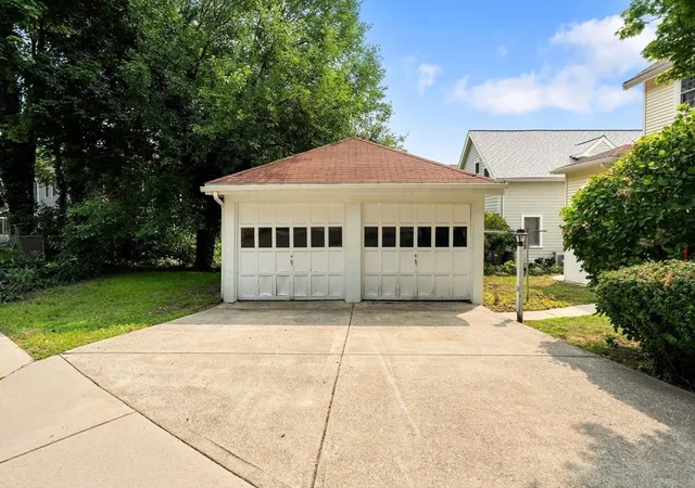 3rd image of 67 Ronald Road, Arlington, MA 02474 | MLS# 73550301