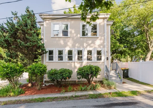 1st image of 75 Hammond St, Bridgewater, MA 02324 | MLS# 73548308