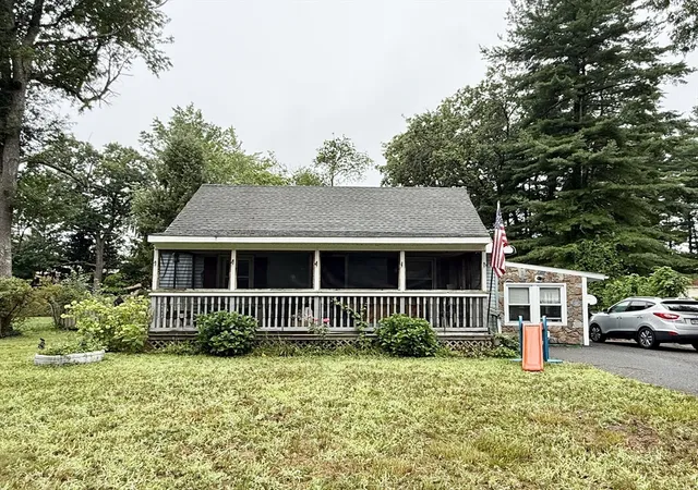 2nd image of 28 Skipper Lane, Westfield, MA 01085 | MLS# 73565764