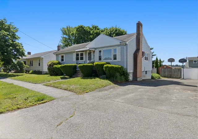 Homes for sale in Peabody, MA | 15 Carol Ann Rd, Peabody, MA 01960 | MLS# 73533891