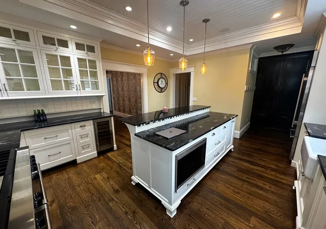 Photo 3 of Single family home for sale at 154 Main St, Andover, MA 01810 | MLS# 73484030 | Listing updated on 2026-09-28