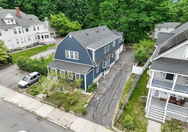 2nd image of 10 Swan St, Lawrence, MA 01841 | MLS# 73527855