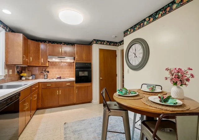 5th image of 20 Brooks Road, Sudbury, MA 01776 | MLS# 73546798