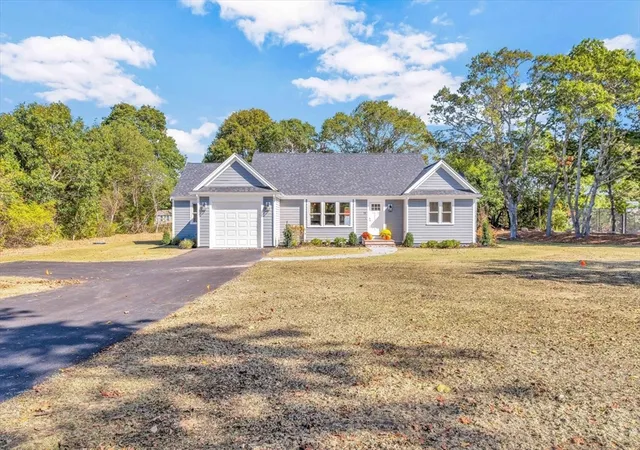 Photo 2 of Single family home for sale at 25 Percival Rd, Teaticket, MA 02536 | MLS# 73506342 | Listing updated on 2026-09-10
