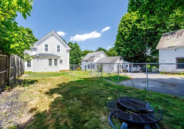 Homes for sale in Leominster, MA | 38 Cottage Street, Leominster, MA 01453 | MLS# 73546149