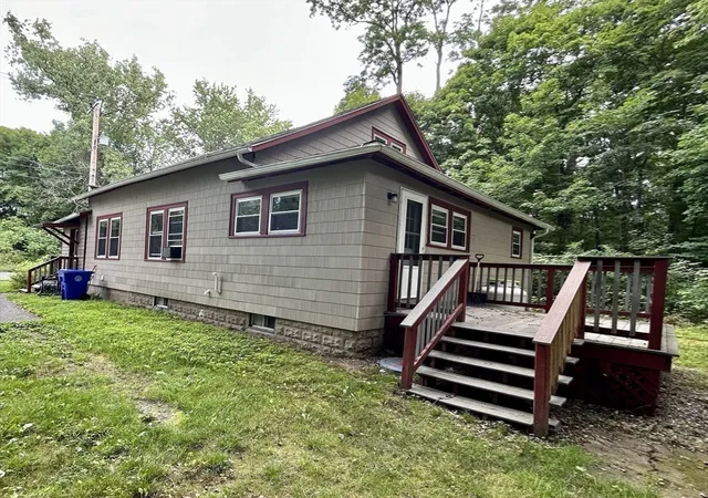 3rd image of 410 Silver St, Greenfield, MA 01301 | MLS# 73567867
