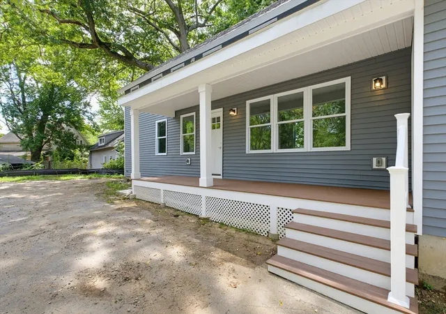 4th image of 5 Friedel St, Auburn, MA 01501 | MLS# 73565937