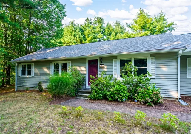 Photo 3 of Single family home for sale at 167 Willow St, Acton, MA 01720 | MLS# 73562391 | Listing updated on 2026-09-15
