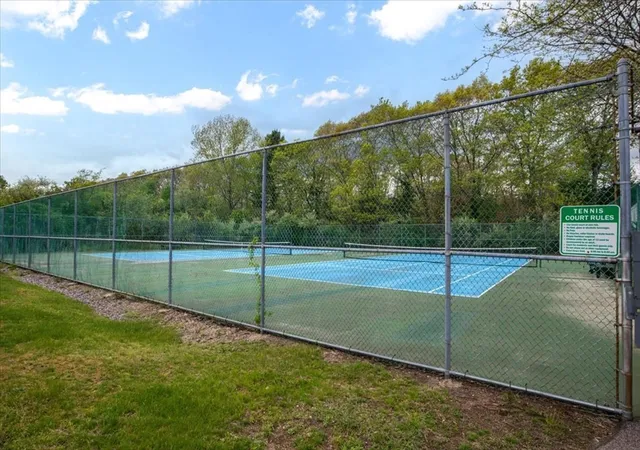 2nd image of 124 Clear Pond Dr, Walpole, MA 02081