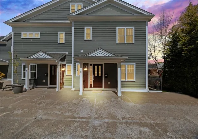 3rd image of 16-26 Dalby St, Newton, MA 02458