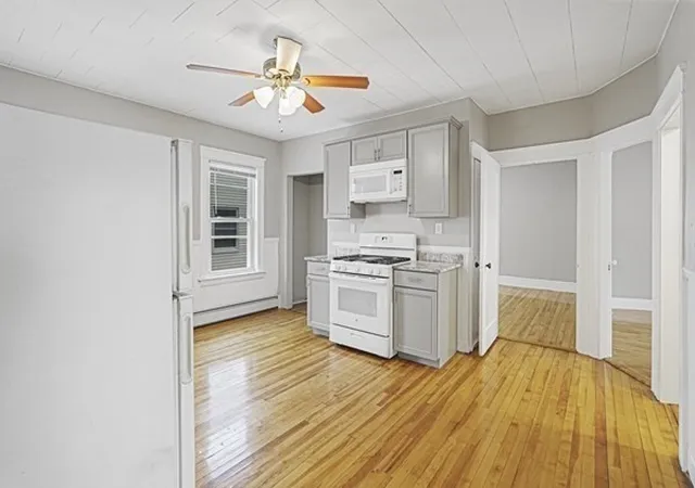 4th image of 10 Ellsworth, Worcester, MA 01610 | MLS# 73537335