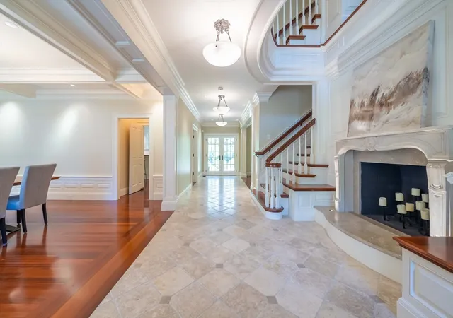 4th image of 197 Grant St, Lexington, MA 02420 | MLS# 73474595
