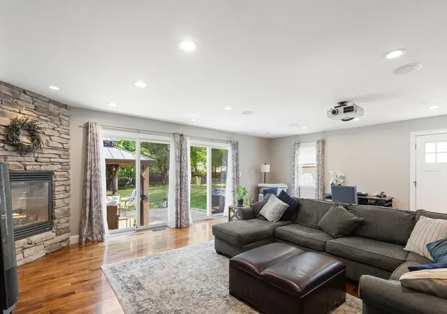 Photo 1 of Sale Pending at 33 Griffin Rd, Peabody, MA 01960 | MLS# 73568108 | Listing updated on 2026-09-16