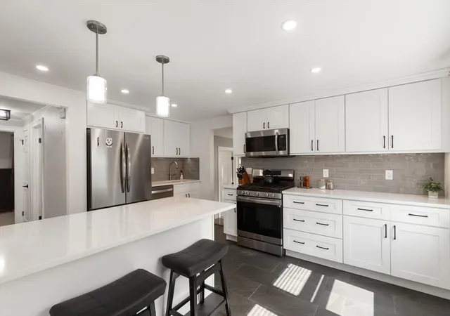 Photo 3 of Sale Pending at 33 Griffin Rd, Peabody, MA 01960 | MLS# 73568108 | Listing updated on 2026-09-16