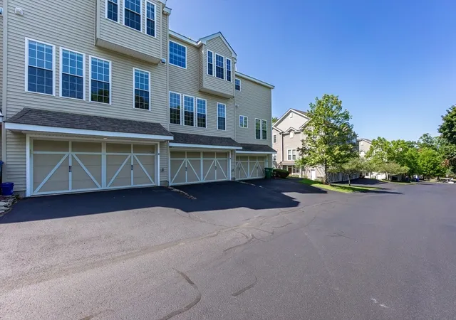 4th image of 31 Jacob Way #31, Reading, MA 01867 | MLS# 73554769