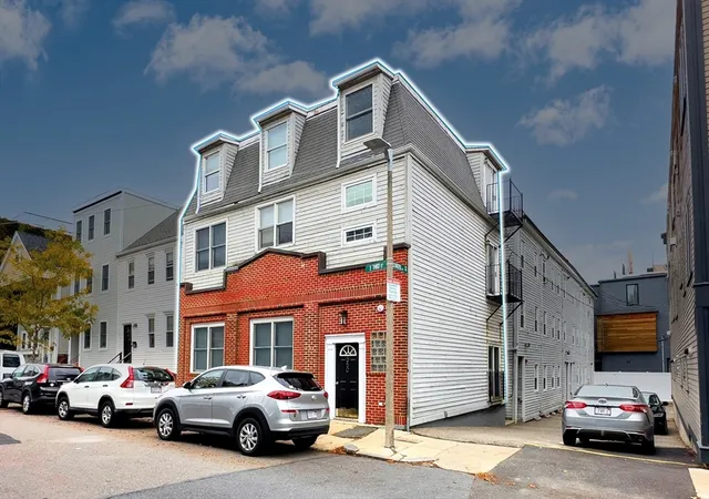 1st image of 550 E 3rd St, South Boston, MA 02127 | MLS# 73492836