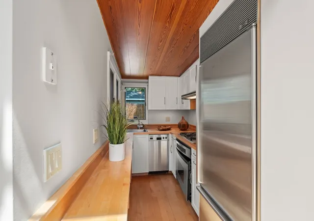 4th image of 84 Kinnaird Street, Cambridge, MA 02139 | MLS# 73531109