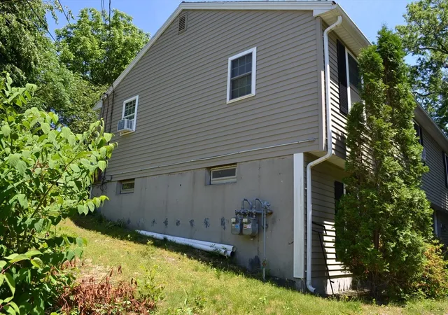 5th image of 40 Brooks St, Worcester, MA 01606 | MLS# 73544213