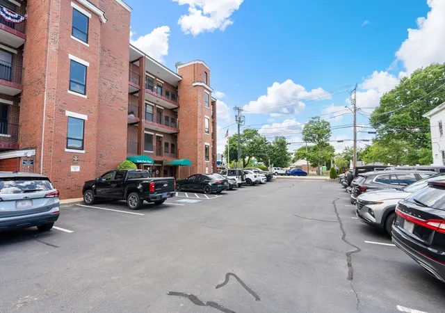 2nd image of 95Th Ct St, Plymouth, MA 02360