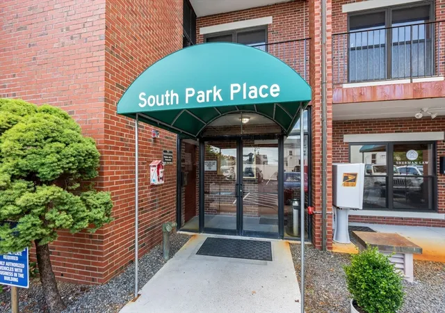 2nd image of 95 Court St #19, Plymouth, MA 02360 | MLS# 73540900