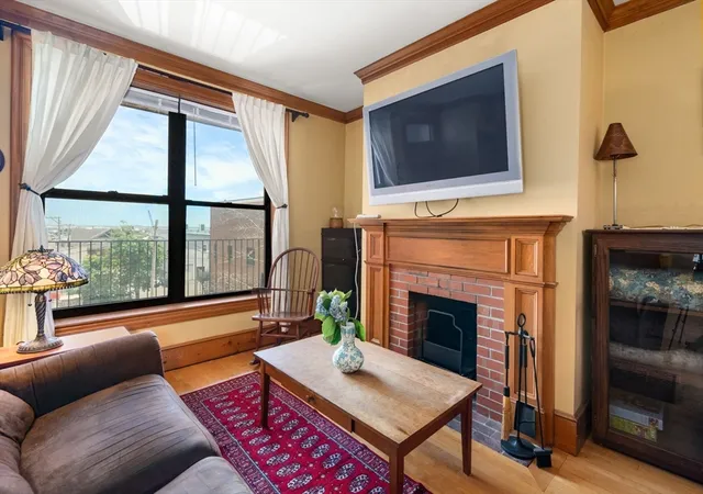 4th image of 95Th Ct St, Plymouth, MA 02360