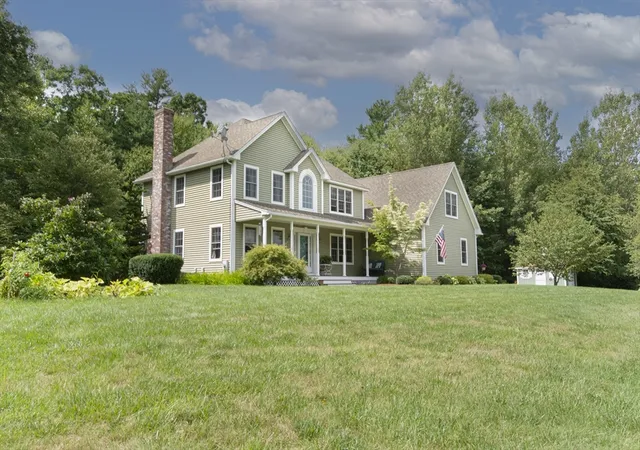 Photo 3 of Single family home for sale at 107 Old School House Rd, Oakham, MA 01068 | MLS# 73568386 | Listing updated on 2026-10-18