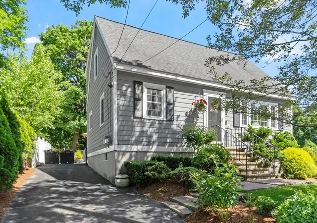 Homes for sale in Chelmsford, MA | 2 Pleasant Avenue, Chelmsford, MA 01824 | MLS# 73537800