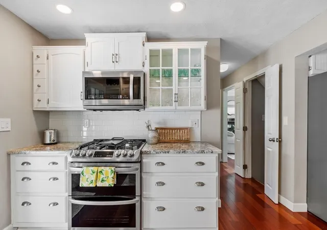 Homes for sale in Chelmsford, MA | 2 Pleasant Avenue, Chelmsford, MA 01824 | MLS# 73537800