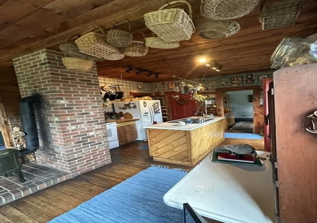 Photo 4 of House for sale at 295 Old Post Rd, Worthington, MA 01098 | MLS# 73557779 | Listing updated on 2026-10-04