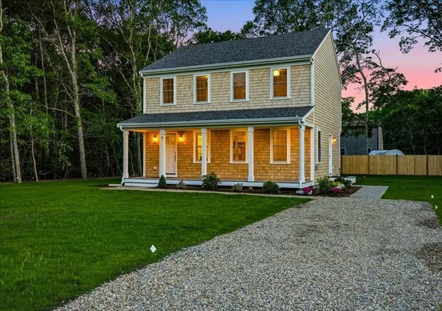 Photo 3 of Single family home for sale at 41 Avalon Dr, East Falmouth, MA 02536 | MLS# 73536729 | Listing updated on 2026-09-14
