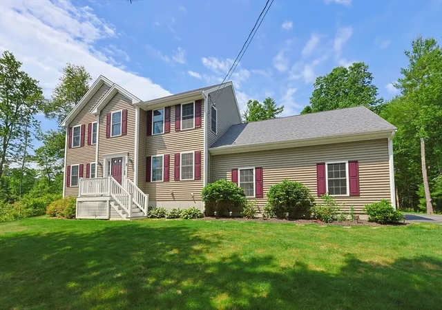3rd image of 5 County Street, Berkley, MA 02779 | MLS# 73536876