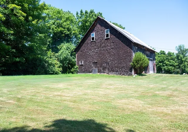 3rd image of 72 New St, Rehoboth, MA 02769 | MLS# 73547961