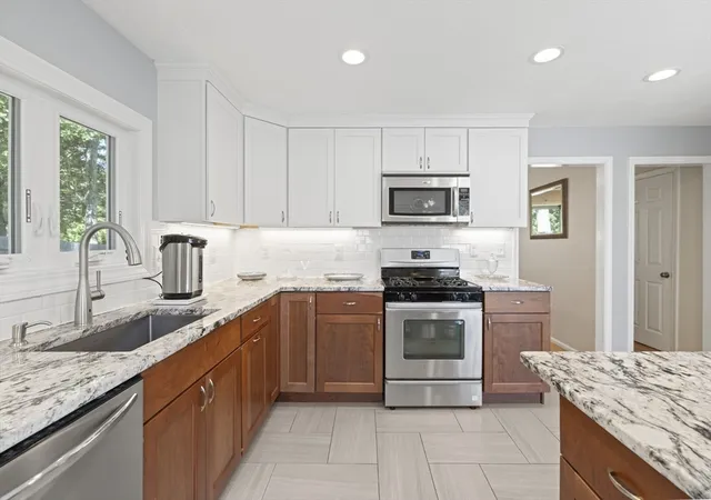 Homes for sale in Milford, MA | 49 W Fountain St, Milford, MA 01757 | MLS# 73537866
