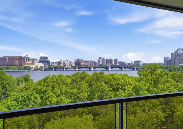 4th image of 180 Beacon Street #8DE, Boston, MA 02116 | MLS# 73525197