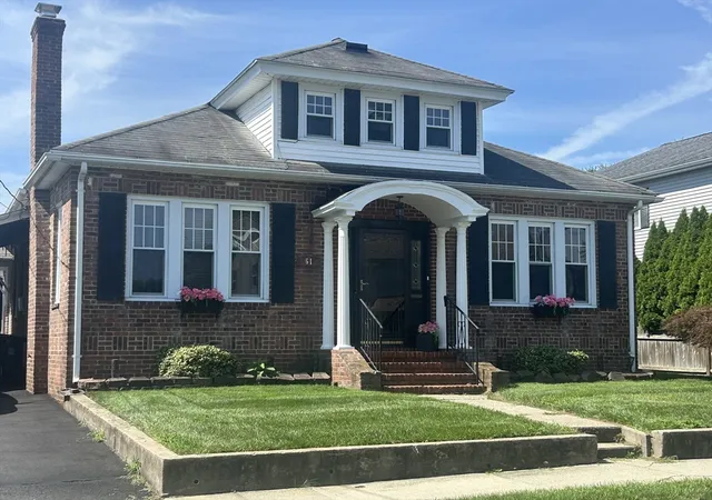 2nd image of 61 Catherine St, Chicopee, MA 01013 | MLS# 73559662