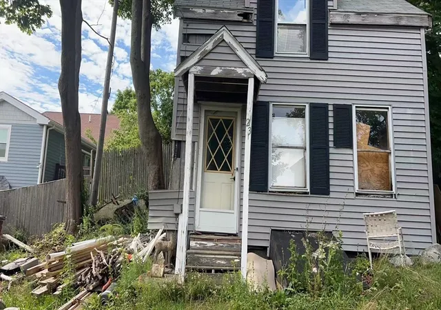 Photo 3 of Single family home for sale at 23 Island Ave, Quincy, MA 02169 | MLS# 73562790 | Listing updated on 2026-08-16