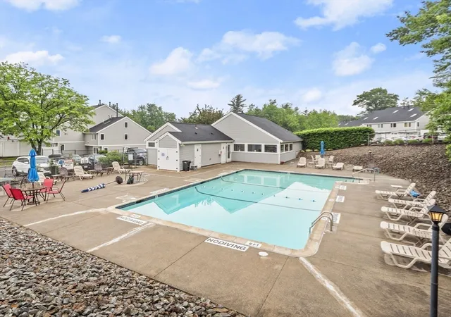 2nd image of 36 Mdw Pond Dr, Leominster, MA 01453